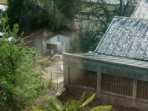 2023. Démolition des entrepôts du 